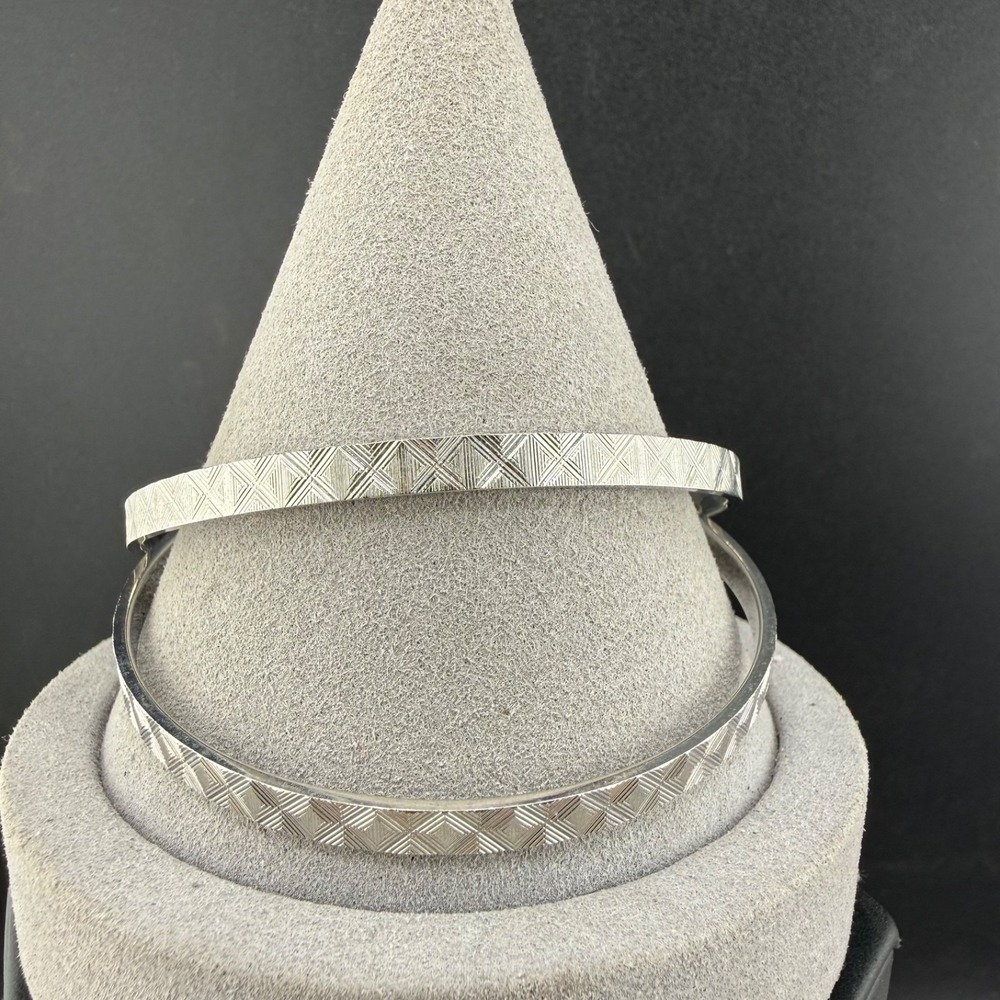 Vintage Monet Bangle Bracelet Silver Tone Set of 2 8"‎